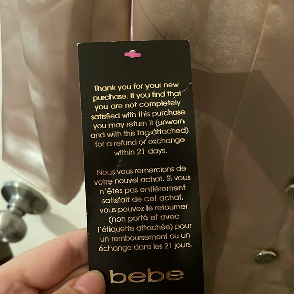 Champagne satin blazer dress - Picture 5 of 9